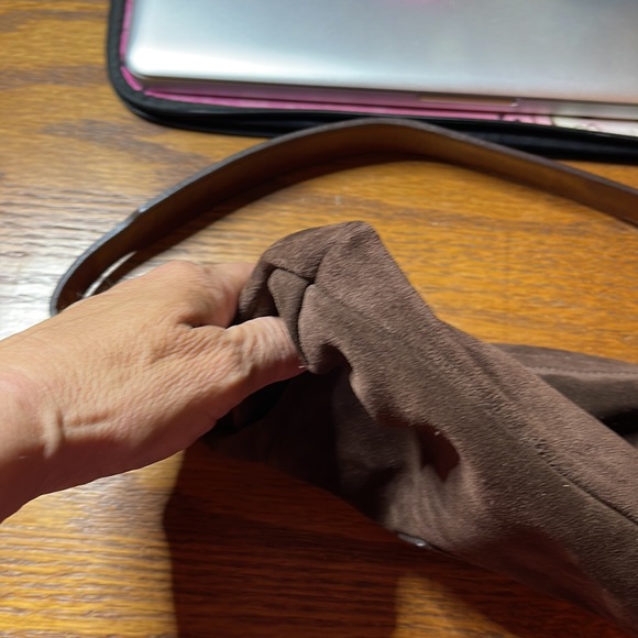 Dooney Bourke suede brown, shoulder bag - Picture 4 of 8